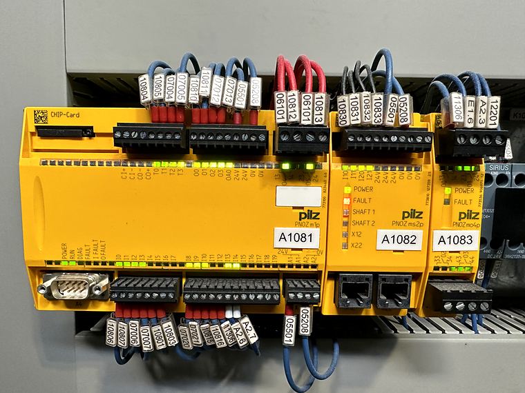 Pilz PNOZmulti safety controller